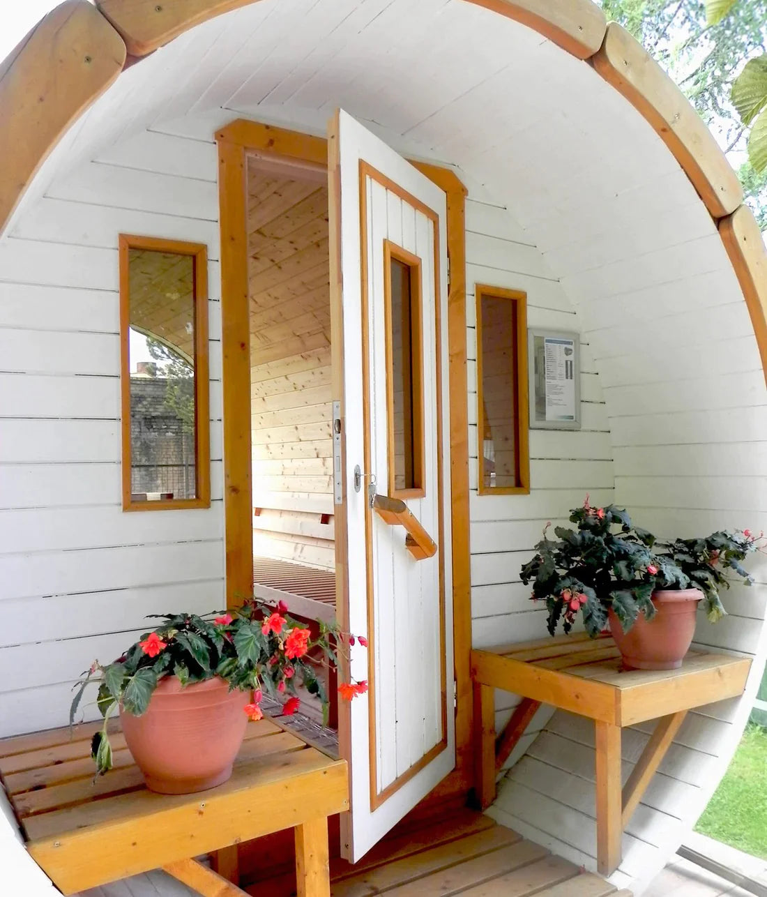 Garden Barrel Sauna